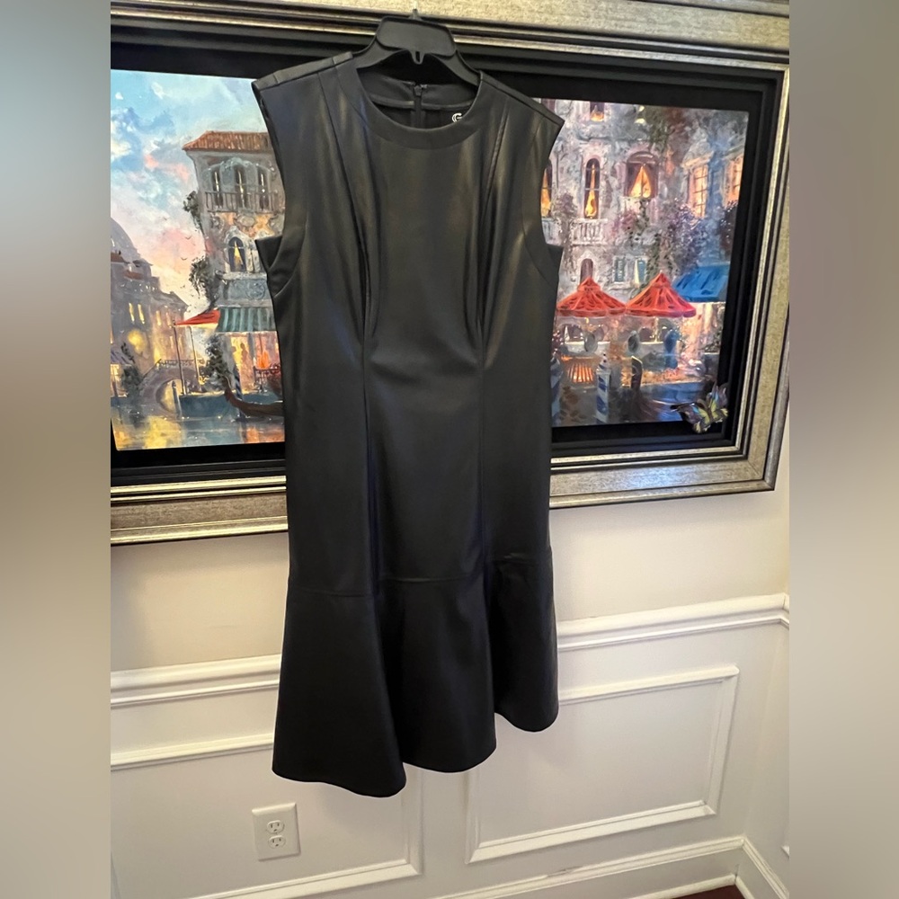 G by Giuliana Elegant Black Midi Dress